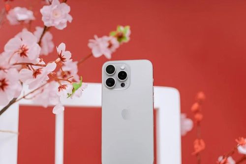 Điện thoại, phụ kiện giảm giá mạnh trước Tết