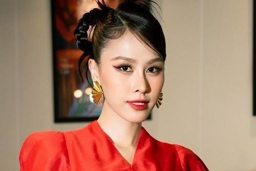 Dàn Hoa hậu, Á hậu Việt khoe nét xinh đẹp cùng mẫu áo dài đậm sắc Xuân