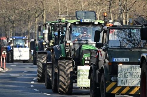 Các cuộc 'biểu tình máy kéo' lan rộng khắp nước Đức