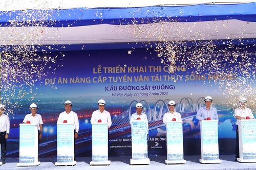Ai 'đội sổ', ai 'ngôi sao giải ngân' đầu tư công ở Bộ Giao thông?
