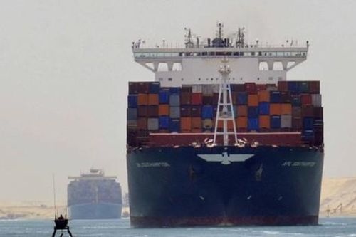THẾ GIỚI 24H: Tàu hàng Mỹ trúng tên lửa ngoài khơi Yemen