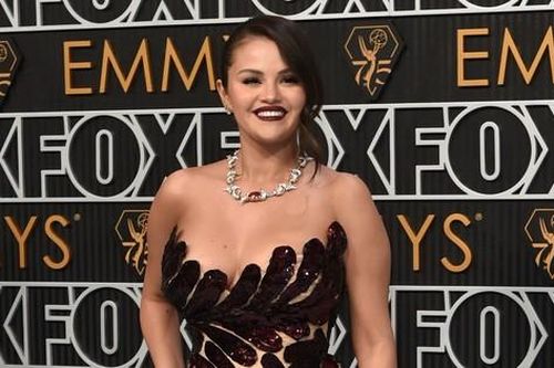 Selena Gomez phục thù, dàn mỹ nhân bị gọi là tội ác thảm đỏ tại Emmy