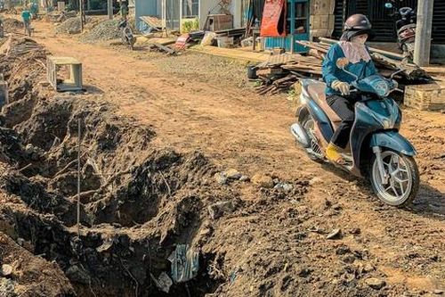 Dự án đường gom ở Đà Nẵng dài 1,2 km đội vốn lên 60 tỷ, thi công tốc độ 'rùa bò'
