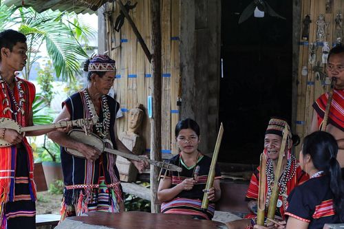 Đắk Nông chăm lo sức khỏe, vệ sinh môi trường cho người dân nông thôn