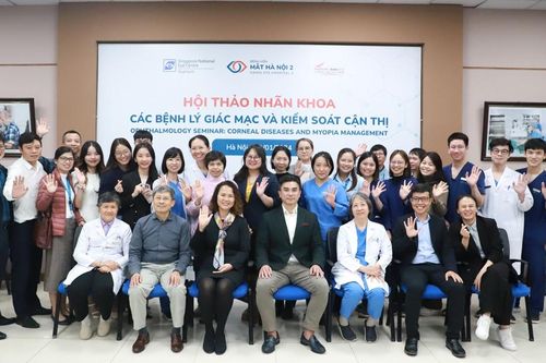 Hội thảo khoa học: các bệnh lý giác mạc và kiểm soát cận thị