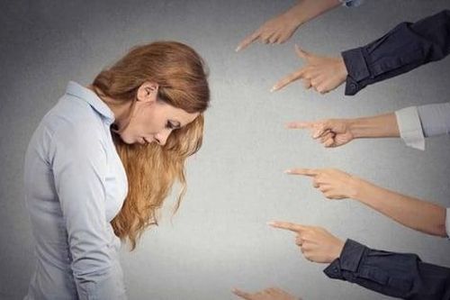 'Nhìn thấu' một người nhờ 4 điều quan trọng