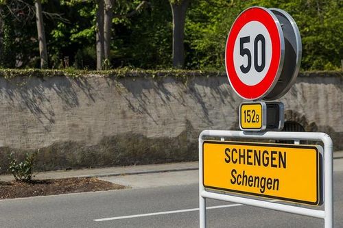 Áo duy trì quyền phủ quyết gia nhập Schengen đối với Romania và Bulgaria
