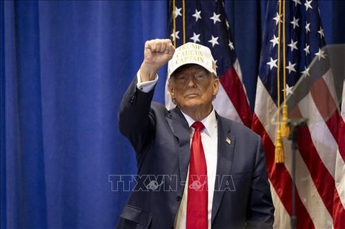 Bầu cử Mỹ 2024: Ông Donald Trump chiến thắng trong cuộc bầu cử sơ bộ tại Iowa