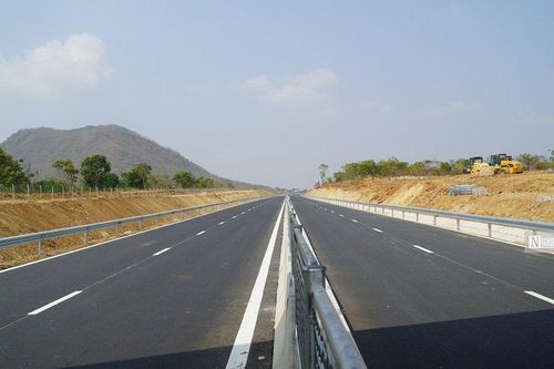 Bình Thuận kiến nghị điều chỉnh vị trí ga thuộc dự án cao tốc Bắc-Nam