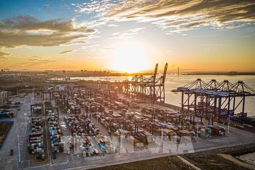 Mạng lưới logistics Trung Quốc vươn ra toàn cầu