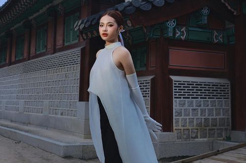 Giữa thời tiết 2 độ C, mẫu nhí Bảo Hà hóa cô nàng Bắc Bộ với loạt thiết kế cách tân