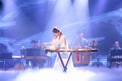 Vở 'Thành Hoàng Quốc Đô': Giao thoa giữa sân khấu truyền thống và 'nghệ thuật số'