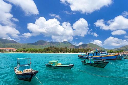 Đề xuất cấp hơn 2.500 tỷ đồng cho EVN để kéo lưới điện ra Côn Đảo