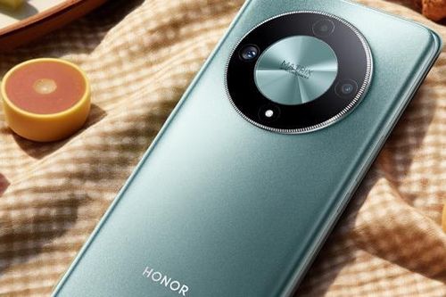 Nhiều smartphone tầm trung 'góp mặt' thị trường Tết 2024