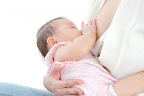 Cách nào để 'mẹ bỉm' có nhiều sữa cho con bú?