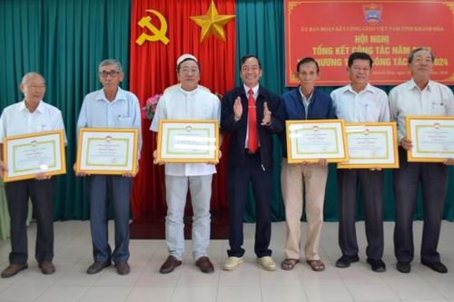 Đồng bào Công giáo luôn gắn bó đồng hành cùng dân tộc