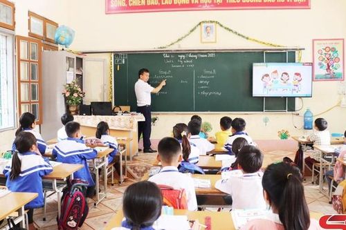 Duy trì, nâng cao chất lượng các tiêu chí giáo dục