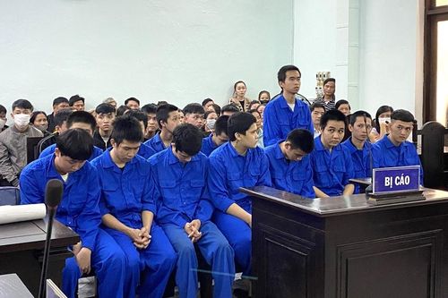 18 thanh thiếu niên hỗn chiến gây náo loạn khu phố lãnh án