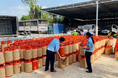 An Giang: Kiểm tra, phát hiện thu giữ gần 700 vỏ bình ga (LPG) mang nhiều nhãn hiệu, không có hóa đơn, chứng từ