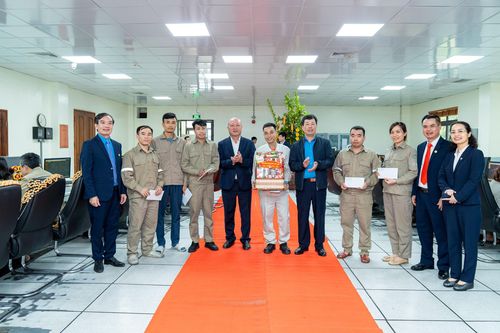 Chủ tịch HĐTV Tập đoàn Hóa chất Việt Nam thăm và chúc Tết 3 đơn vị thành viên