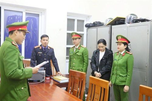 Khởi tố nữ tài xế vi phạm nồng độ cồn gây tai nạn chết người