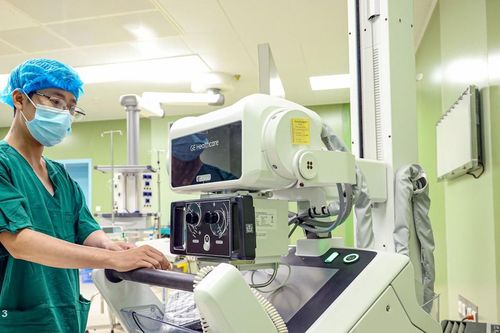 Luật Khám bệnh, chữa bệnh sửa đổi: Giúp cơ sở y tế tháo gỡ khó khăn, vướng mắc