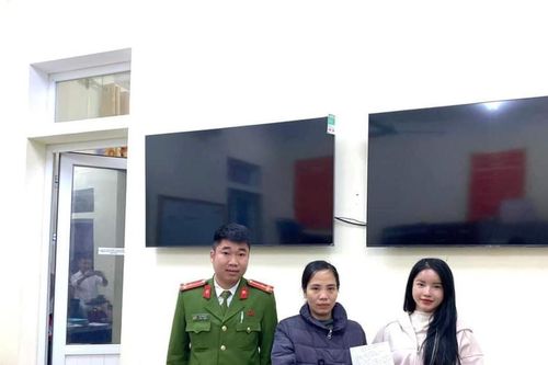 Nhận 236 triệu đồng chuyển khoản nhầm từ Đắk Lắk, người phụ nữ báo Công an