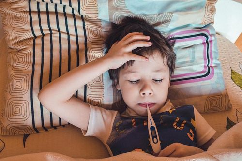 Bé trai mắc quai bị, lớn lên có nguy cơ vô sinh?