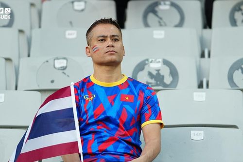 Hé lộ lý do CĐV đặc biệt của Việt Nam có mặt trên sân để cổ vũ... ĐT Thái Lan ở Asian Cup 2023