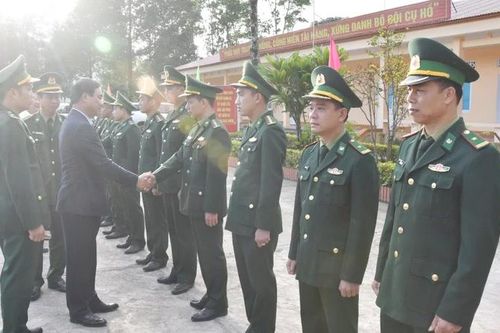 Quảng Trị: Thăm, chúc Tết đồn biên phòng, người dân khu vực biên giới