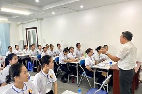 Nâng cao chất lượng lao động Việt Nam đi làm việc ở nước ngoài