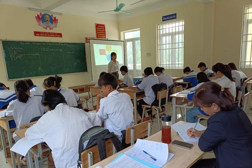 Chủ biên CT Ngữ văn 2018 trao đổi về tỉ lệ điểm đọc hiểu, viết của bài kiểm tra