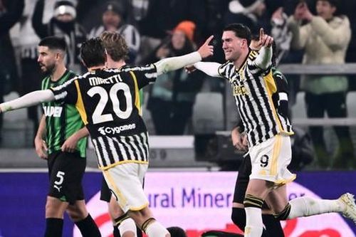 Vlahovic tạo siêu phẩm, Juventus nối dài chuỗi bất bại
