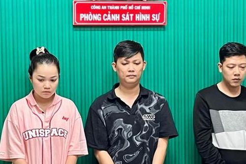 Bắt nhóm đối tượng ép cô gái viết giấy nhận nợ 1,8 tỷ đồng thay cho bạn trai