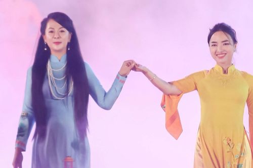Hương xuân Tây Bắc rực rỡ trên áo dài