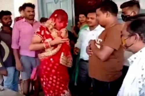 Giả gái vào nhà người yêu cũ sắp lấy chồng, anh chàng nhận cái kết đắng