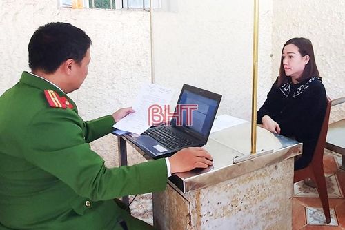 Bắt giam 'kiều nữ' chơi tiền ảo dẫn đến nợ nần, lừa đảo chiếm đoạt trên 7,4 tỷ đồng