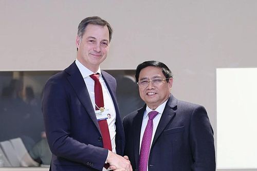 Hoạt động của Thủ tướng bên lề Hội nghị thường niên WEF lần thứ 54