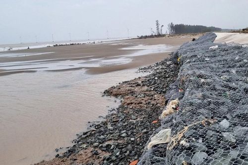 Trà Vinh công bố tình huống khẩn cấp sạt lở bờ bao ngăn triều cường Cồn Nhàn