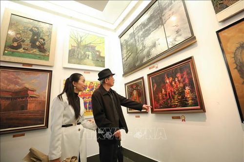 Chiêm ngưỡng di sản văn hóa qua hội họa