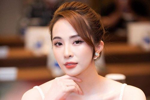 'Cá sấu chúa' Quỳnh Nga thay đổi như thế nào sau 15 năm nổi tiếng?