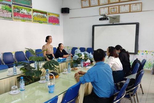 Tiếp tục điều tra nguyên nhân hàng chục học sinh nghỉ học do đau bụng