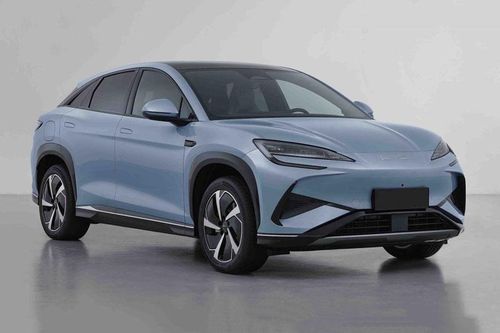 SUV công suất 530 mã lực, thiết kế sang chảnh, giá từ 652 triệu đồng