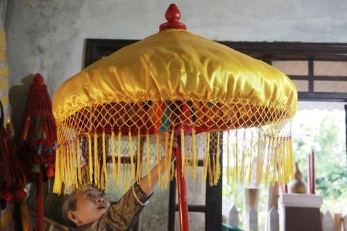 Nghệ nhân xứ Huế hơn 30 năm 'giữ lửa' nghề làm lọng