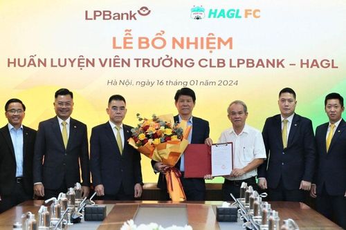 'Ghế nóng' ở V.League