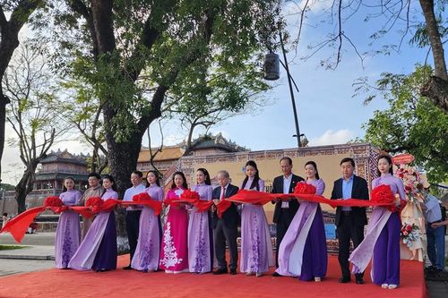'Kinh thành Huế - dấu xưa còn lại'