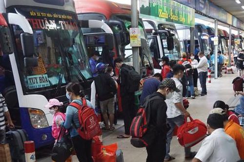 Nhiều nhà xe lớn chạy tuyến thành phố Hồ Chí Minh đã hết vé giường nằm dịp Tết