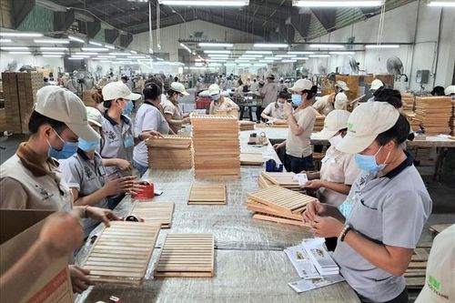 Khi nào doanh nghiệp được sa thải lao động nữ mang thai mà không bị phạt?