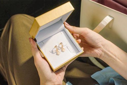 Vui như Tết, quý như vàng - câu chuyện tết đầy ý nghĩa từ PNJ