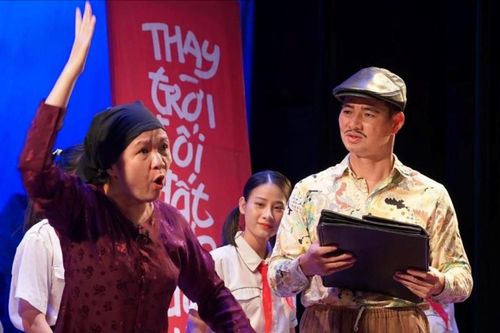 Sân khấu truyền thống nỗ lực chinh phục khán giả